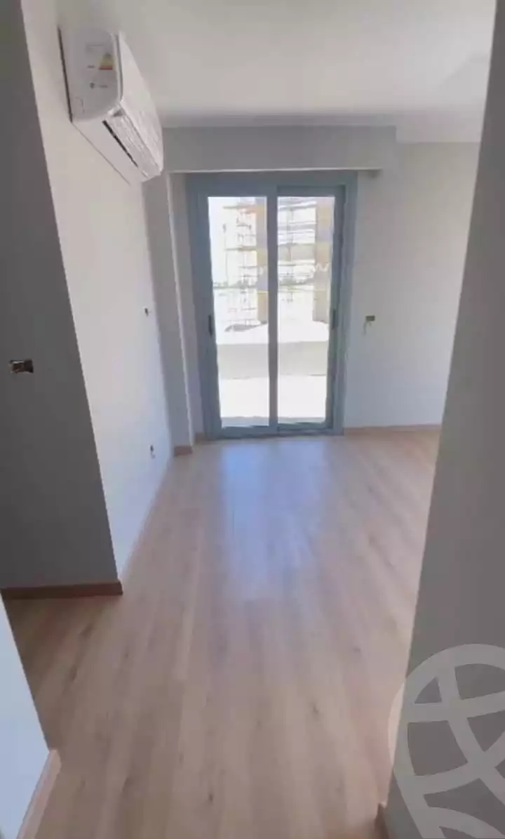 https://aqarmap.com.eg/en/listing/4117792-for-sale-cairo-el-sheikh-zayed-city-compounds-kmbwnd-fyldj-wyst-dr-llttwyr