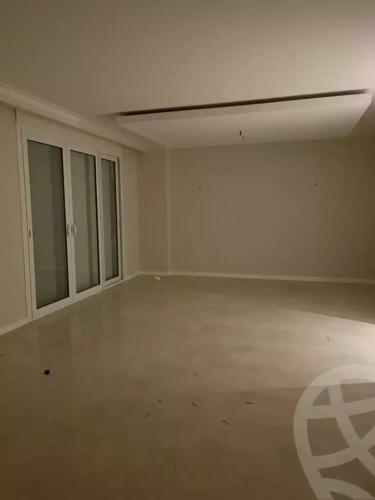 https://aqarmap.com.eg/ar/listing/4119906-for-rent-cairo-6th-of-october-compound-pyramid-hills