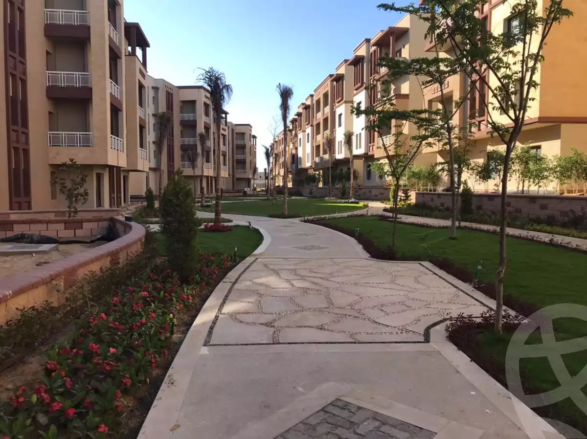 https://aqarmap.com.eg/en/listing/4119942-for-sale-cairo-6th-of-october-compound-green-5