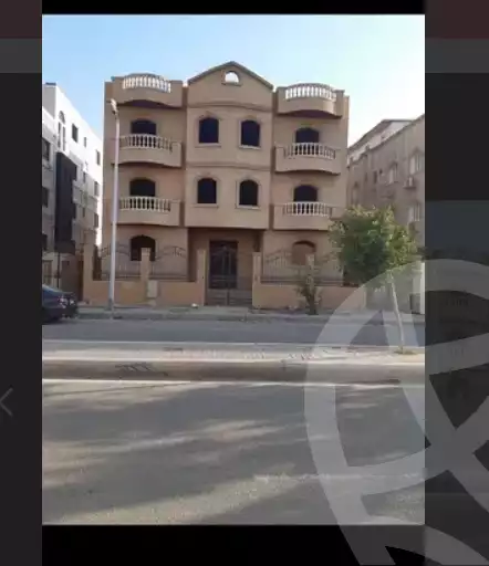 https://aqarmap.com.eg/ar/listing/4123477-for-sale-cairo-new-cairo-ltjm-lkhms-el-ahyaa-second-neighborhood-street-66