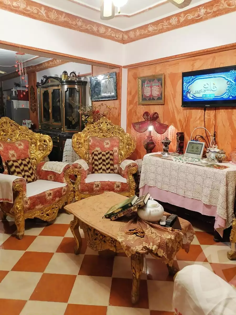 https://aqarmap.com.eg/en/listing/4127742-for-sale-alexandria-el-hanouvel-al-asdakaa-st