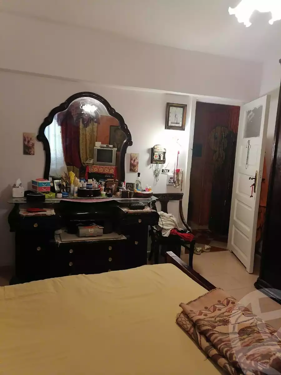 https://aqarmap.com.eg/en/listing/4127742-for-sale-alexandria-el-hanouvel-al-asdakaa-st
