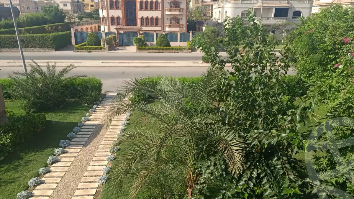 https://aqarmap.com.eg/ar/listing/4128024-for-rent-rabea-al-gizi-st
