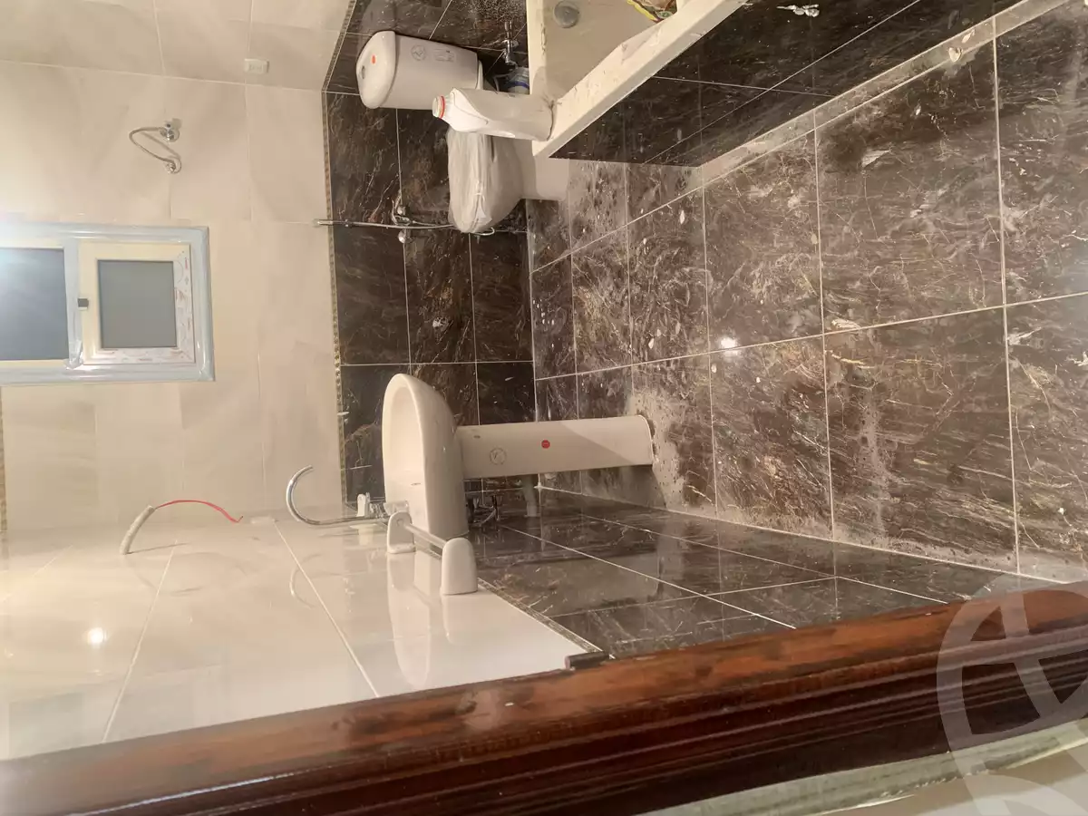 https://aqarmap.com.eg/en/listing/4131230-for-sale-alexandria-camp-cesar-famous-st