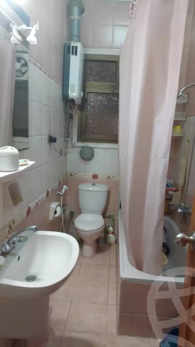 https://aqarmap.com.eg/en/listing/4132663-for-sale-cairo-el-agouza-salem-salem-st