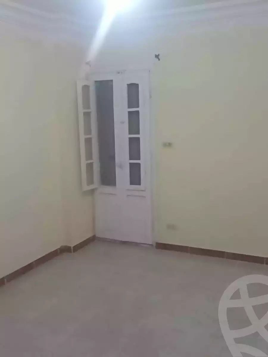https://aqarmap.com.eg/ar/listing/4135532-for-rent-alexandria-el-hanouvel-kasr-al-quiri-st-1