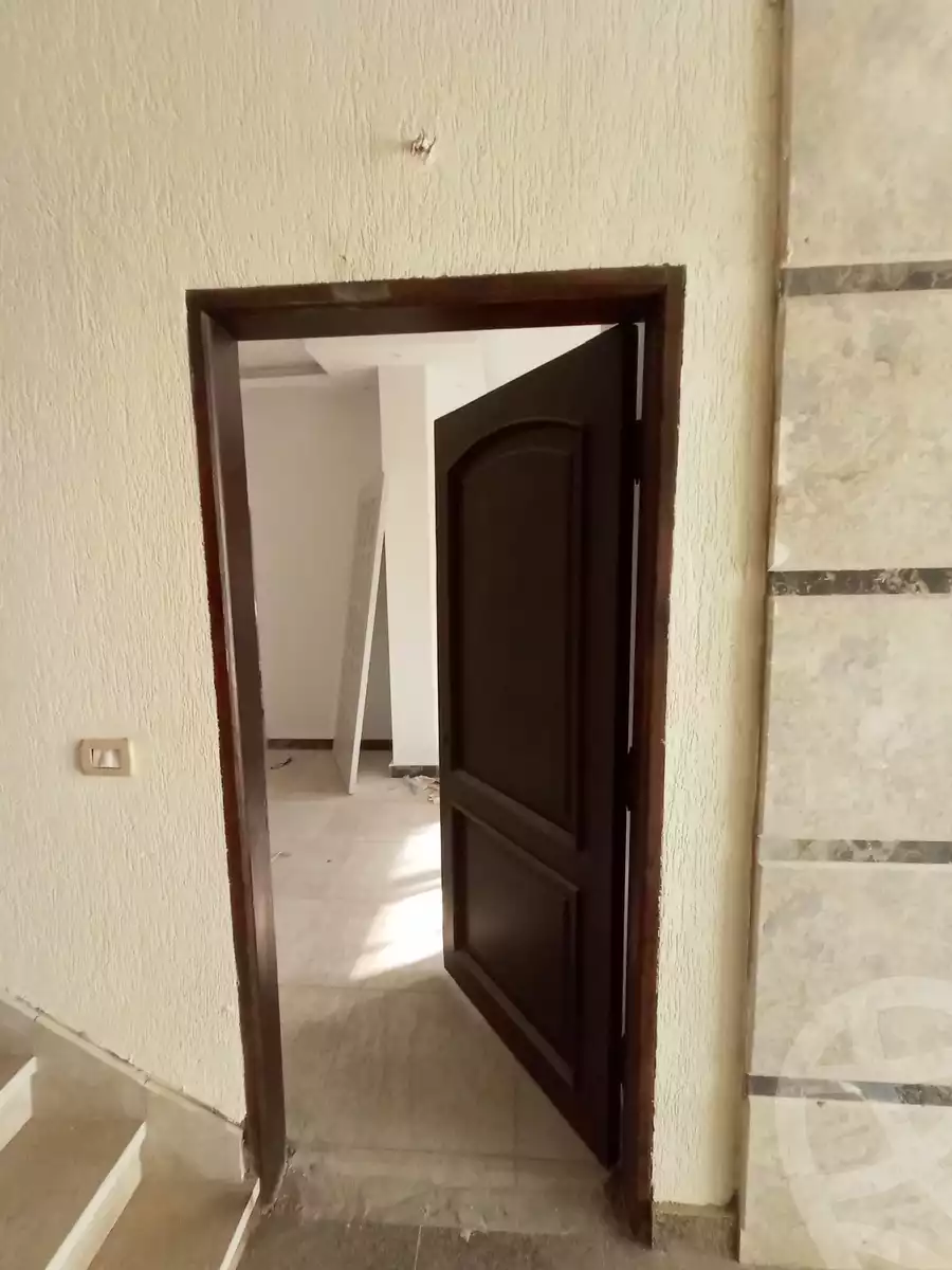 https://aqarmap.com.eg/en/listing/4138918-for-rent-cairo-new-cairo-sharq-el-akadamiya-al-tahrir-st