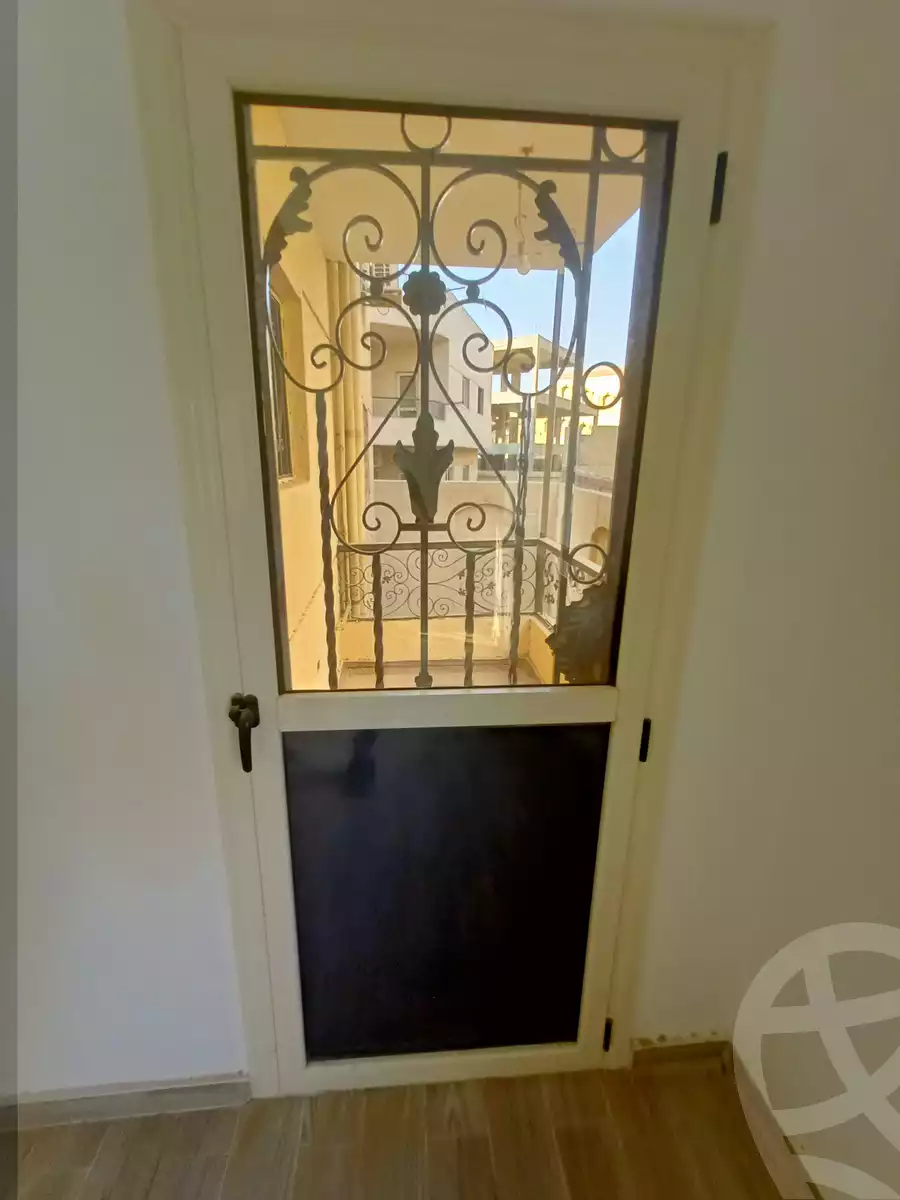 https://aqarmap.com.eg/en/listing/4138918-for-rent-cairo-new-cairo-sharq-el-akadamiya-al-tahrir-st