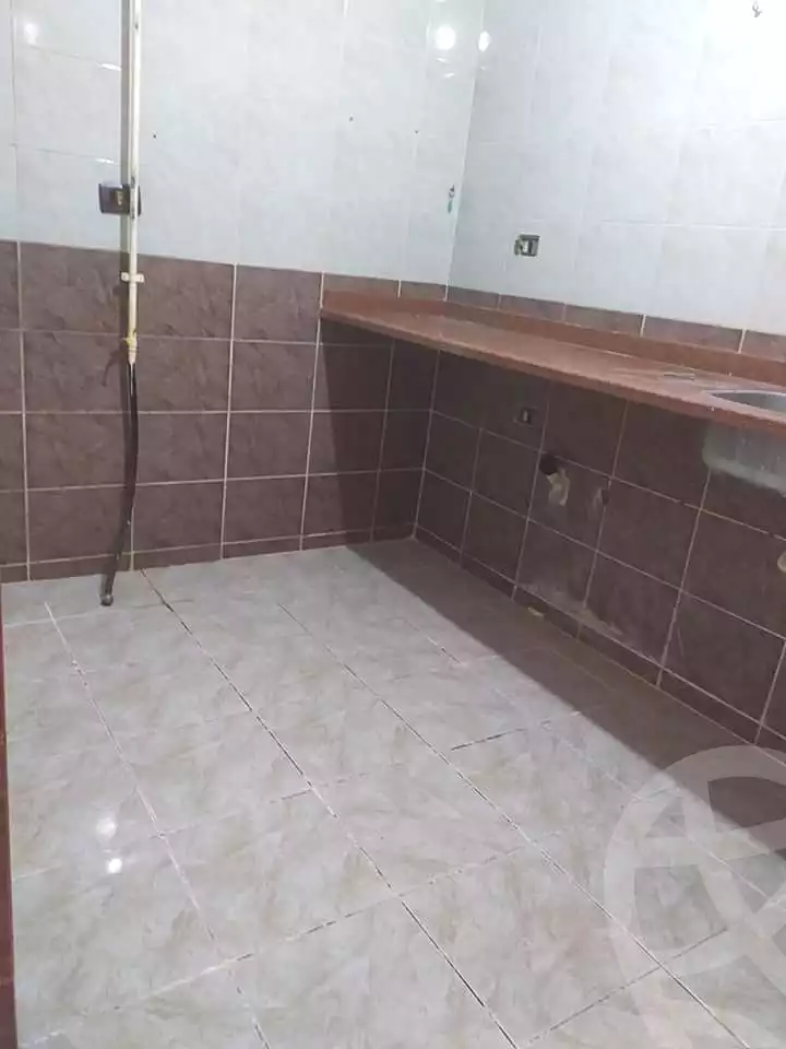 https://aqarmap.com.eg/en/listing/4140579-for-sale-alexandria-moharram-bey-kanal-al-mahmoudeya-al-bahri-st