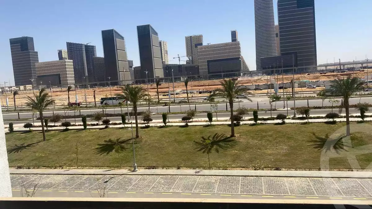 https://aqarmap.com.eg/en/listing/4144241-for-sale-cairo-new-administrative-capital-r3-dh-byr-mwl