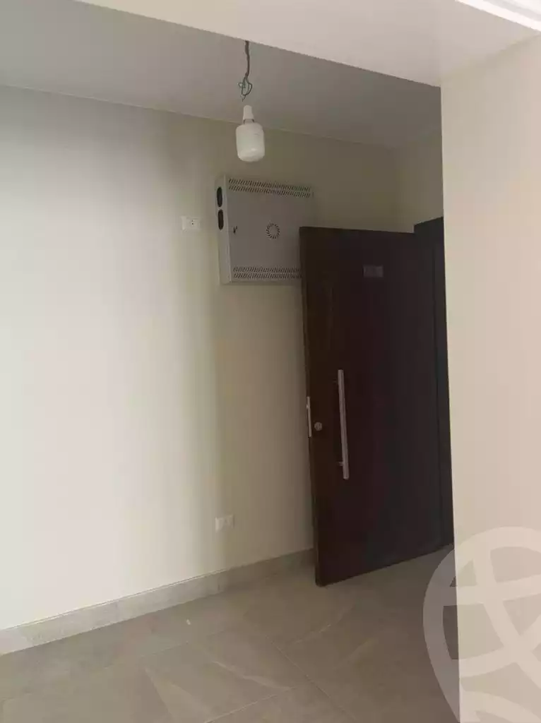 https://aqarmap.com.eg/en/listing/4145440-for-sale-cairo-6th-of-october-compound-october-plaza