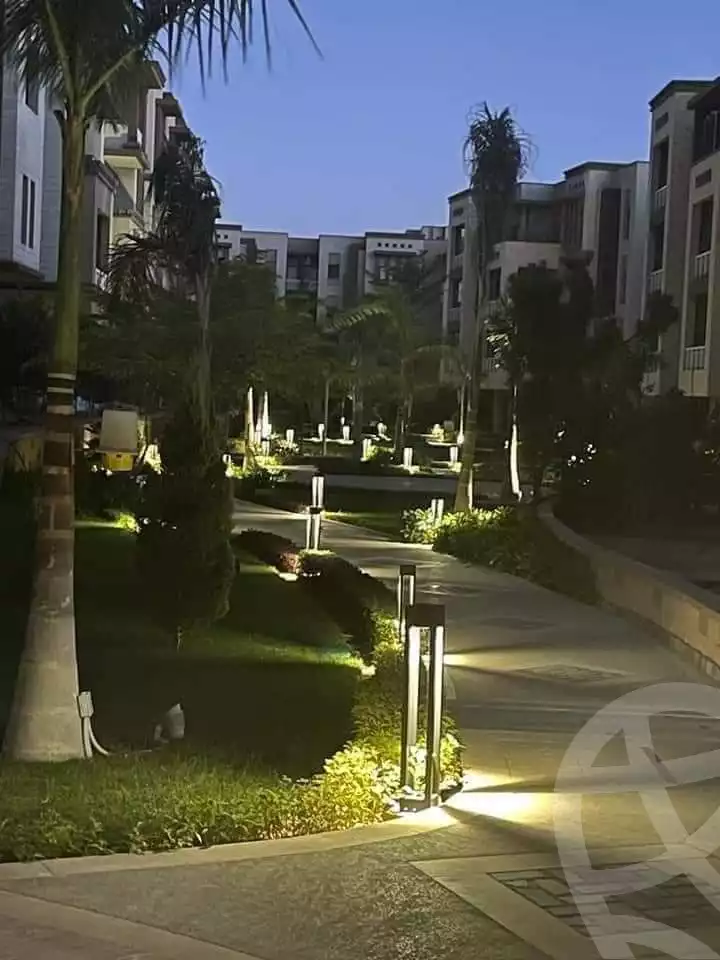 https://aqarmap.com.eg/ar/listing/4148351-for-sale-cairo-6th-of-october-compound-green-5