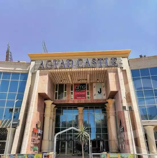 https://aqarmap.com.eg/ar/listing/4150305-for-sale-cairo-el-shorouk-skn-lshbb-63m