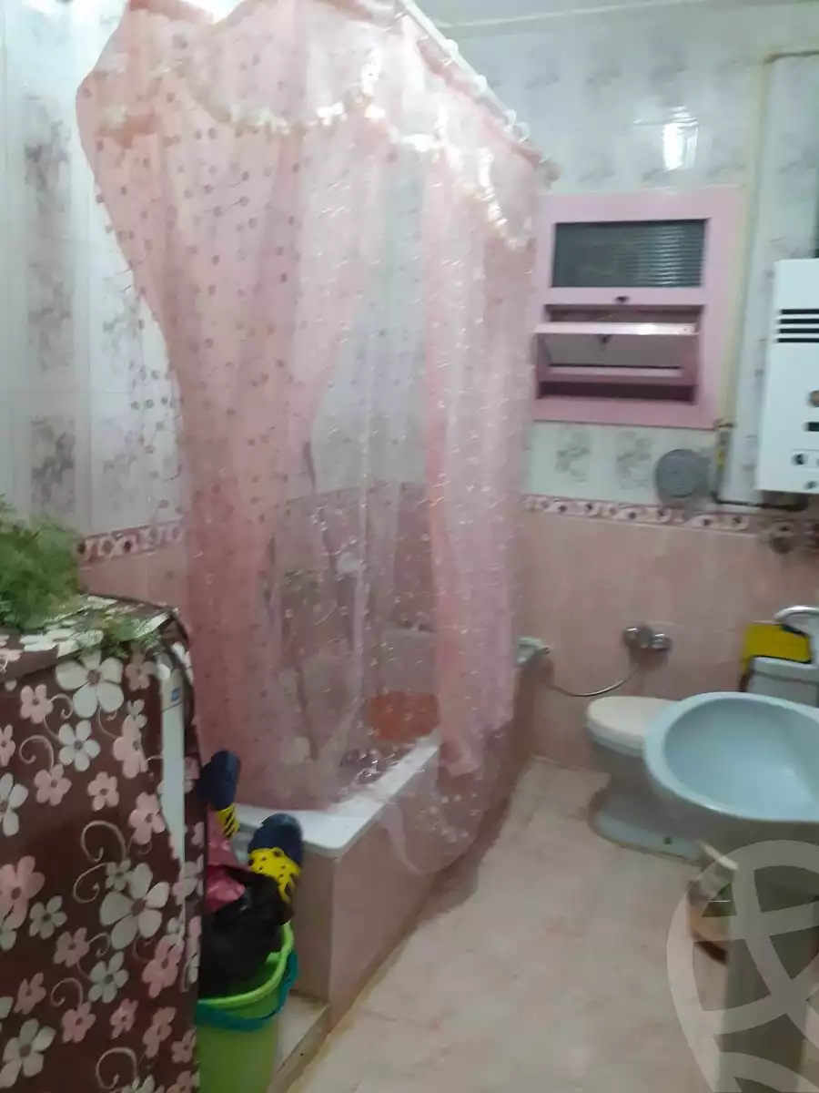 https://aqarmap.com.eg/en/listing/4124713-for-sale-cairo-ain-shams-ain-shams-el-sharkia-mostafa-nassar-st