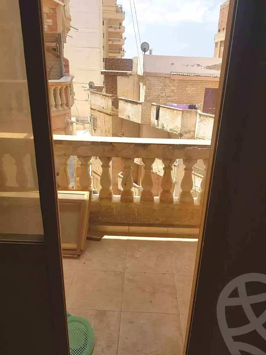https://aqarmap.com.eg/en/listing/4151611-for-sale-alexandria-el-hanouvel-el-zahraa-city-st