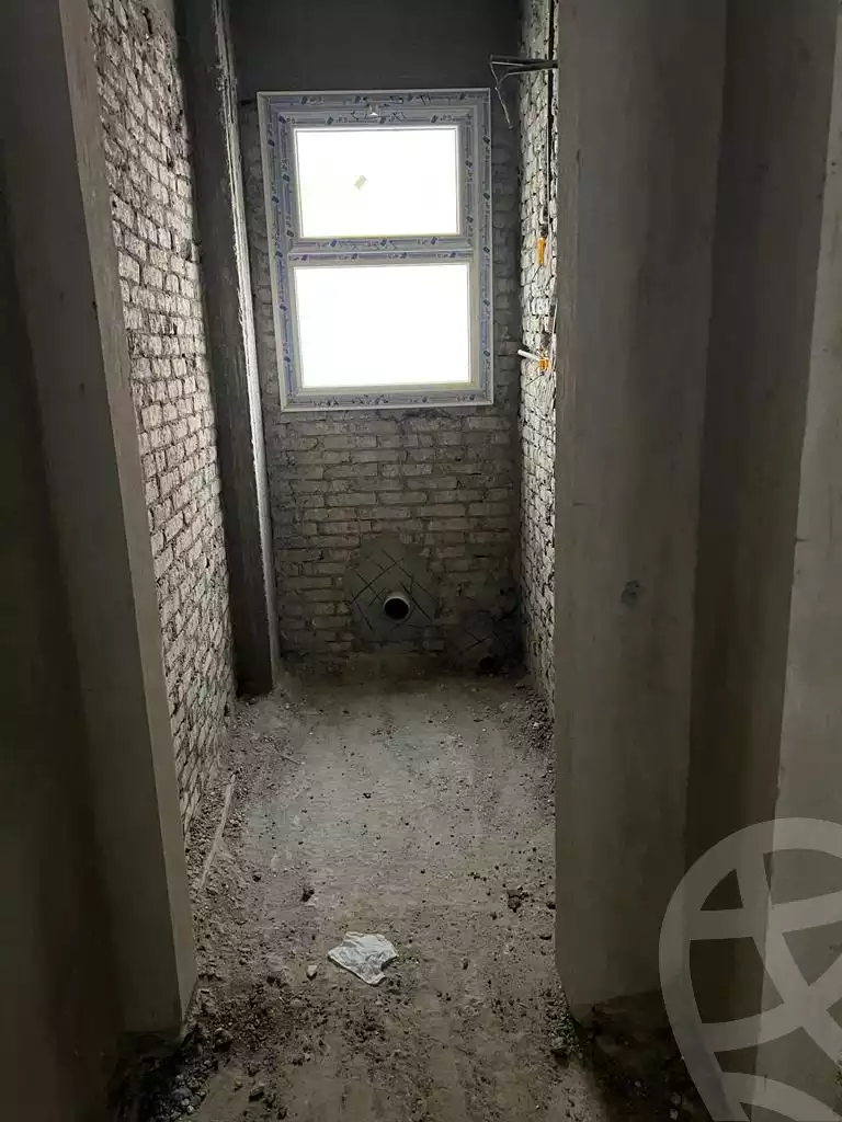 https://aqarmap.com.eg/ar/listing/4152274-for-sale-cairo-new-cairo-compounds-stwn-ryzydns-by-ar-y-llttwyr