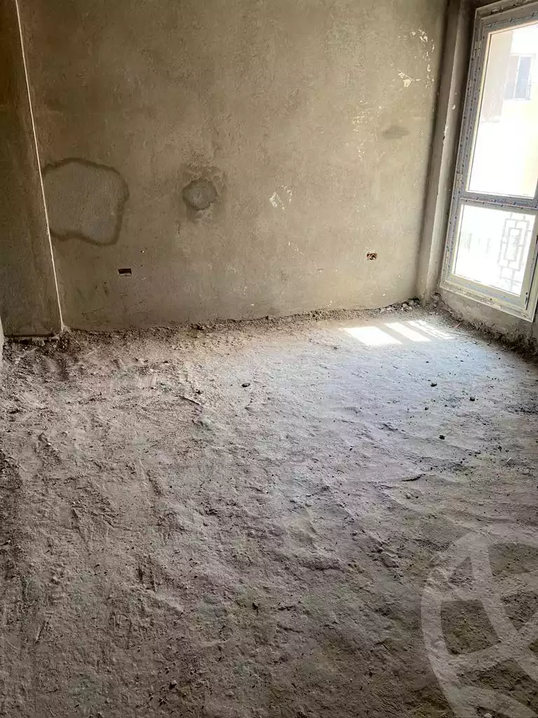 https://aqarmap.com.eg/ar/listing/4152274-for-sale-cairo-new-cairo-compounds-stwn-ryzydns-by-ar-y-llttwyr