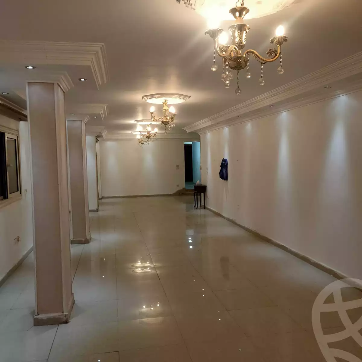 https://aqarmap.com.eg/ar/listing/4152775-for-rent-cairo-hdyq-lhrm--mntq-d