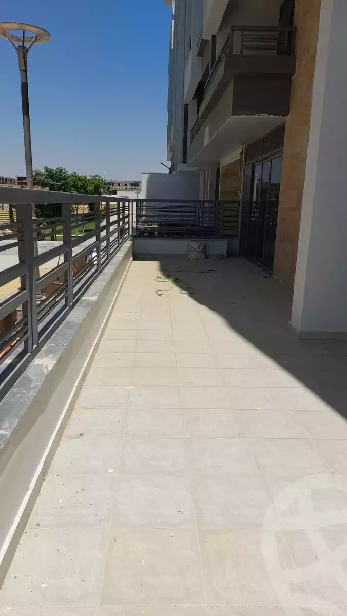 https://aqarmap.com.eg/ar/listing/4152845-for-sale-cairo-new-cairo-compounds-dh-ykwn-ryzdns-styl-hwm