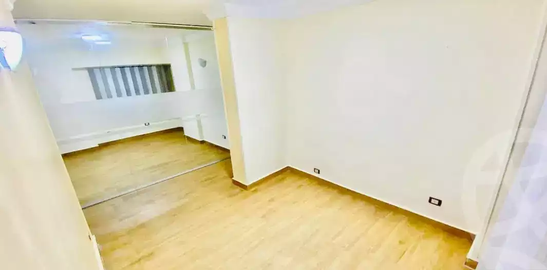 https://aqarmap.com.eg/en/listing/4154388-for-rent-alexandria-lauran-el-gaish-rd