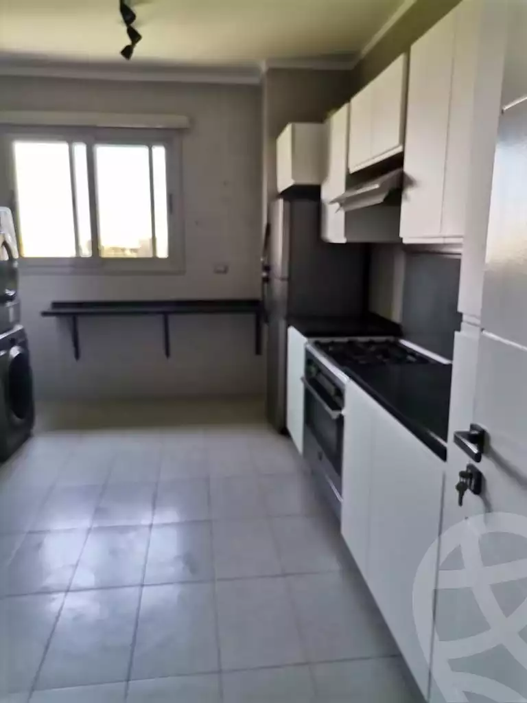 https://aqarmap.com.eg/en/listing/4157635-for-rent-cairo-6th-of-october-compound-palm-parks