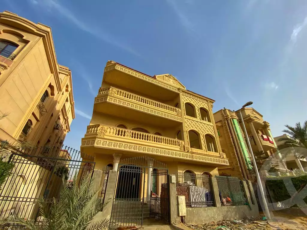 https://aqarmap.com.eg/ar/listing/4158827-for-rent-new-cairo-el-choueifat-ahmed-taymour-pasha-st