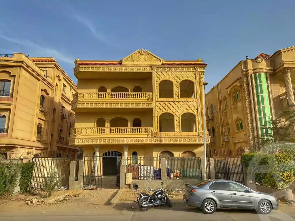 https://aqarmap.com.eg/ar/listing/4158827-for-rent-new-cairo-el-choueifat-ahmed-taymour-pasha-st