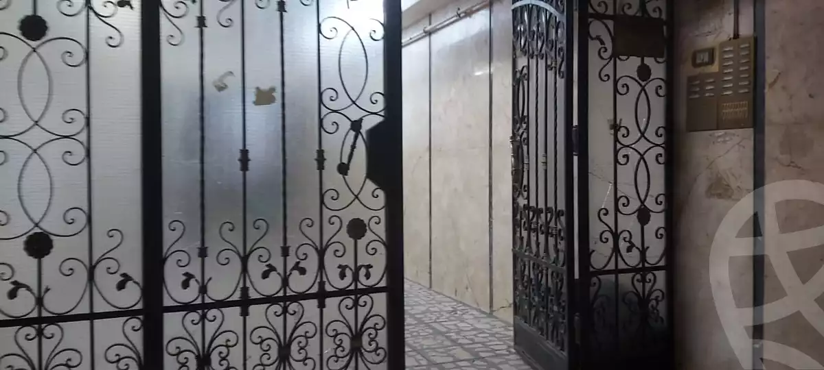 https://aqarmap.com.eg/ar/listing/4159362-for-sale-cairo-el-haram-shareaa-khatem-el-morsalen