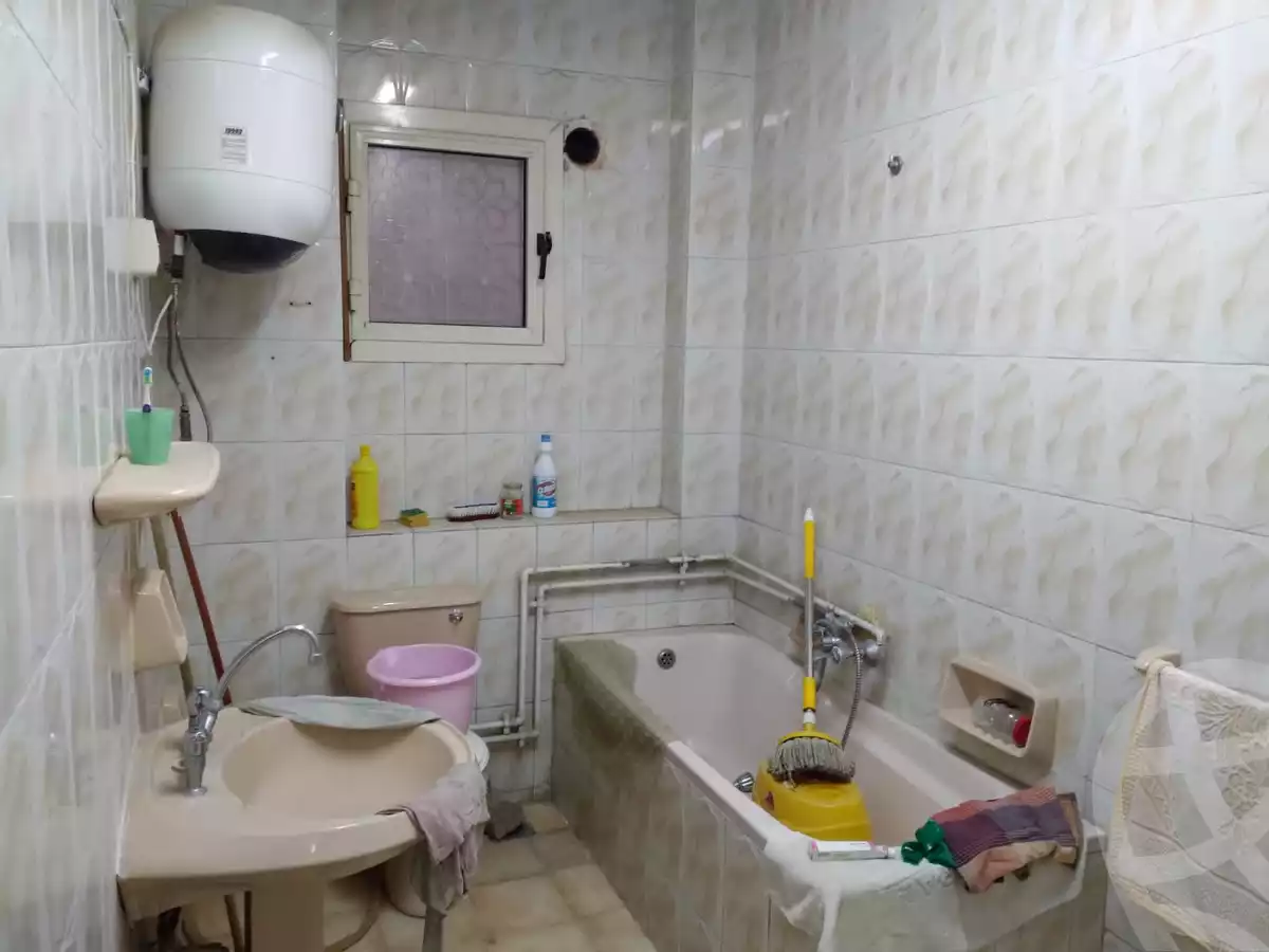 https://aqarmap.com.eg/ar/listing/4159452-for-sale-cairo-helwan-wdy-hwf-rd-no-24