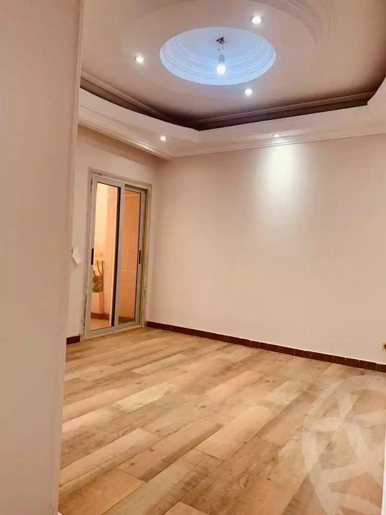 https://aqarmap.com.eg/ar/listing/4160276-for-rent-cairo-el-sheikh-zayed-city-el-hay-elasher-street-100