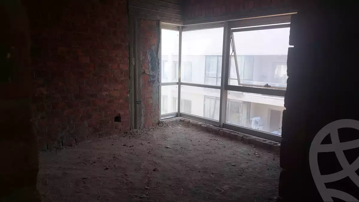https://aqarmap.com.eg/ar/listing/4163569-for-sale-cairo-new-cairo-compounds-moon-valley