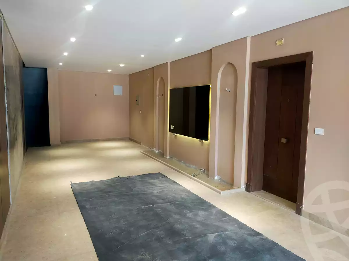 https://aqarmap.com.eg/en/listing/4164405-for-sale-cairo-el-sheikh-zayed-city-compounds-kmbwnd-fyldj-wyst-dr-llttwyr