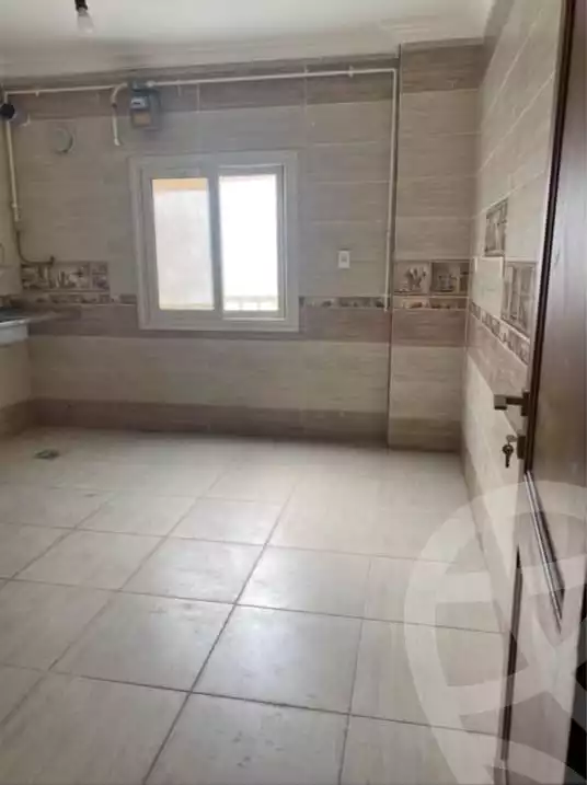 https://aqarmap.com.eg/en/listing/4164662-for-rent-cairo-new-cairo-first-settlement-mhwr-mstfy-kml