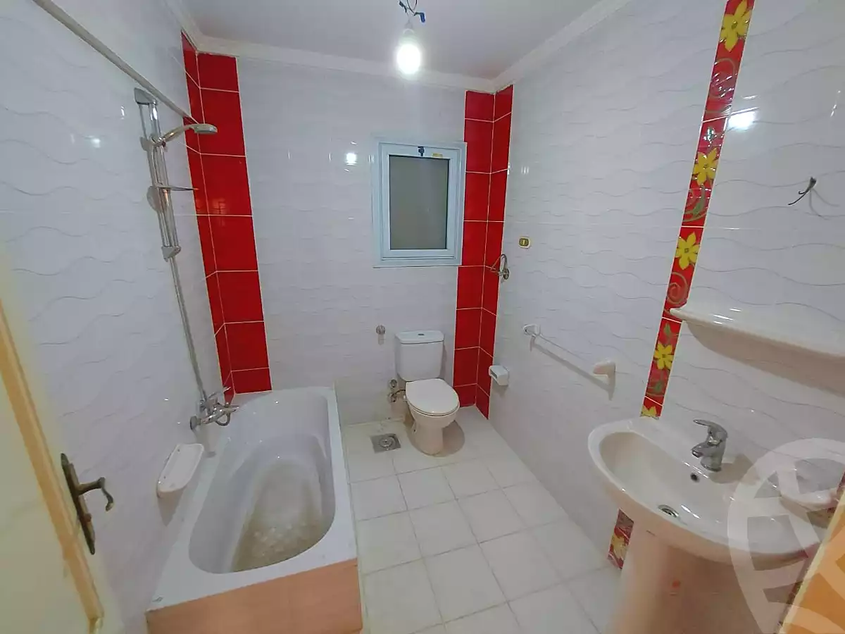 https://aqarmap.com.eg/ar/listing/4164899-for-rent-alexandria-smouha-el-nasr-st