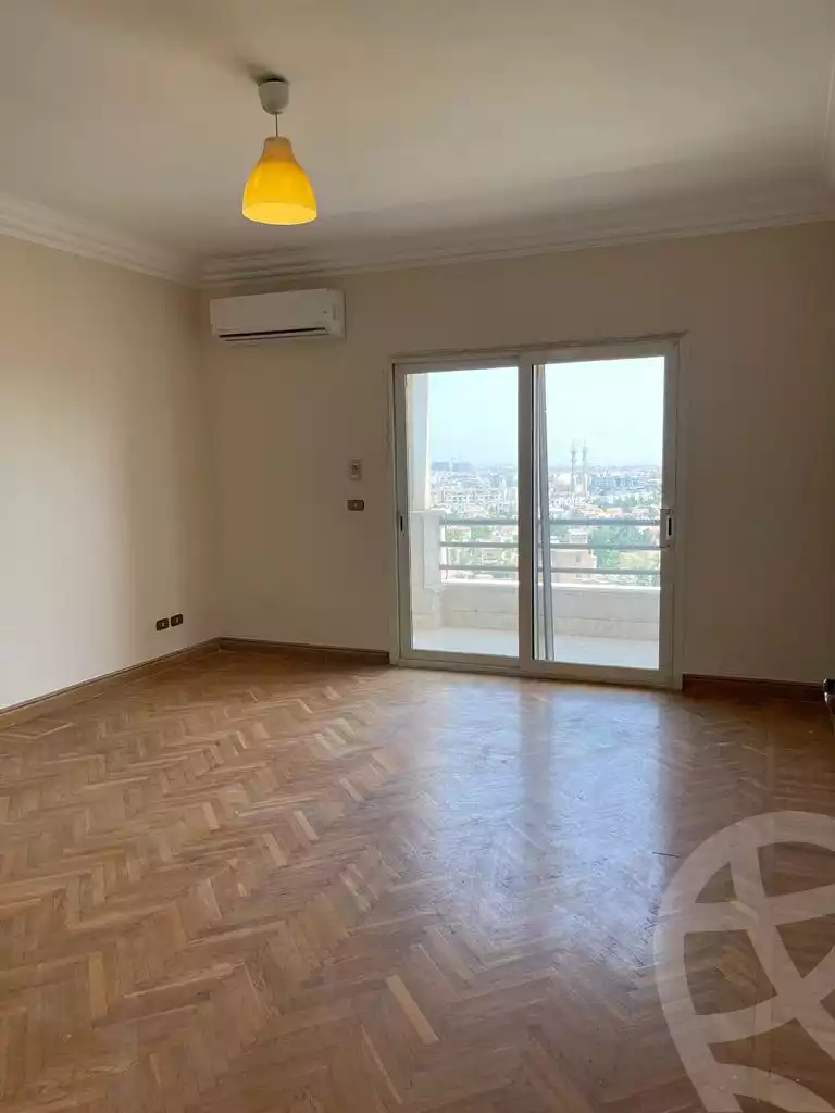 https://aqarmap.com.eg/ar/listing/4165933-for-sale-cairo-el-sheikh-zayed-city-compounds-in-sheikh-zayed-zayed-2000