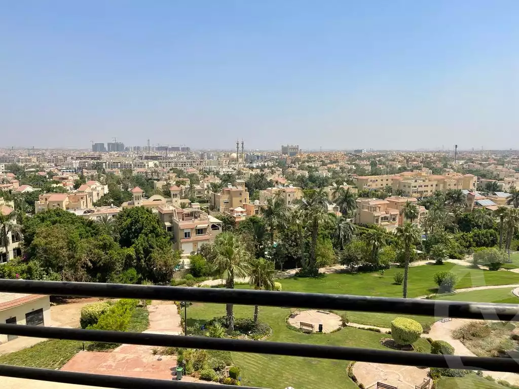 https://aqarmap.com.eg/ar/listing/4168615-for-sale-cairo-el-sheikh-zayed-city-compounds-in-sheikh-zayed-zayed-2000