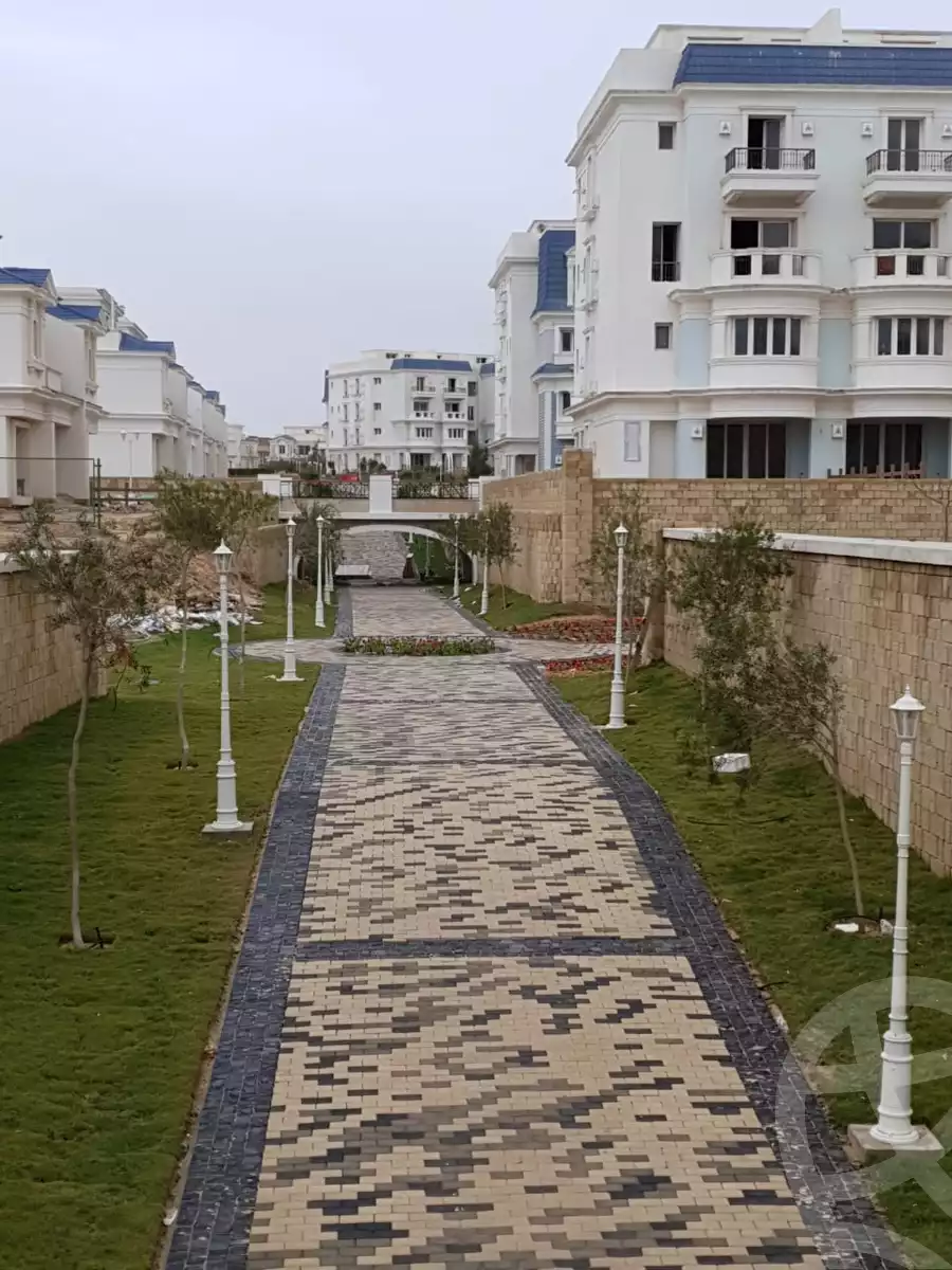 https://aqarmap.com.eg/en/listing/4170744-for-sale-cairo-6th-of-october-compounds-mountain-view-october-park