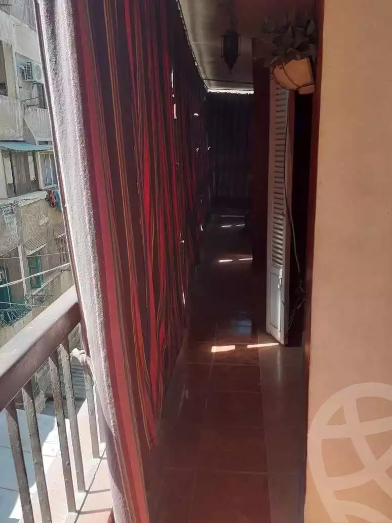 https://aqarmap.com.eg/en/listing/4172274-for-sale-cairo-downtown-bab-el-sheareya-sabeel-al-khazendara-st