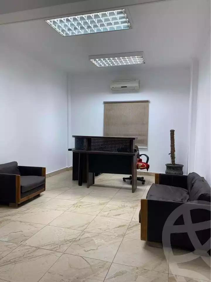 https://aqarmap.com.eg/en/listing/4174301-for-rent-cairo-mokattam-shareaa-9