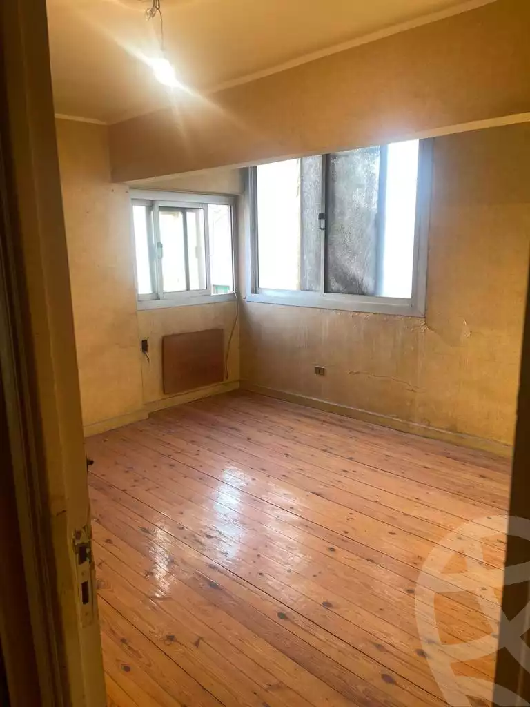 https://aqarmap.com.eg/en/listing/4174305-for-sale-cairo-el-agouza-al-mathaf-al-zerai-st
