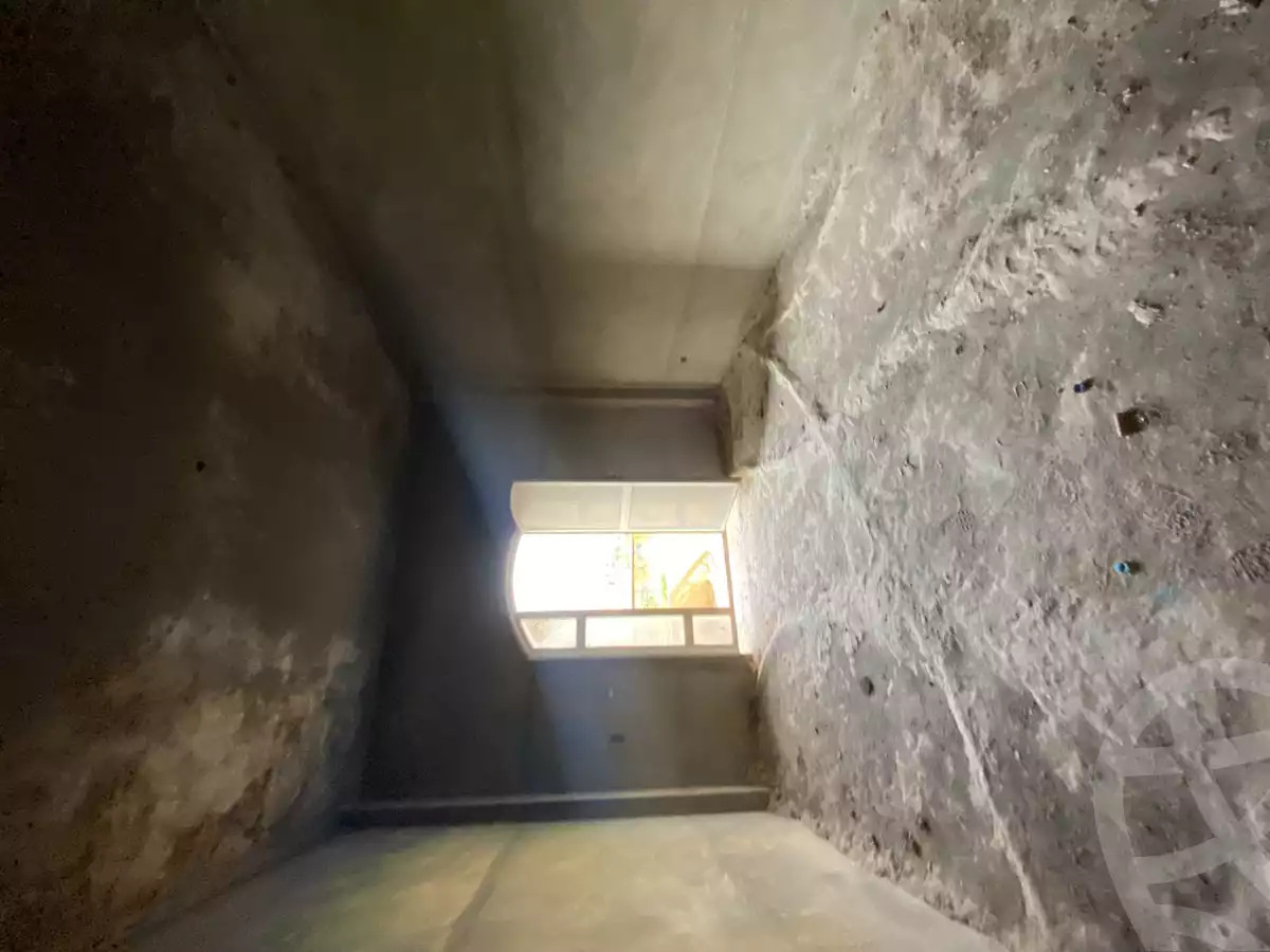 https://aqarmap.com.eg/en/listing/4177663-for-sale-cairo-new-cairo-compounds-zizinia-city