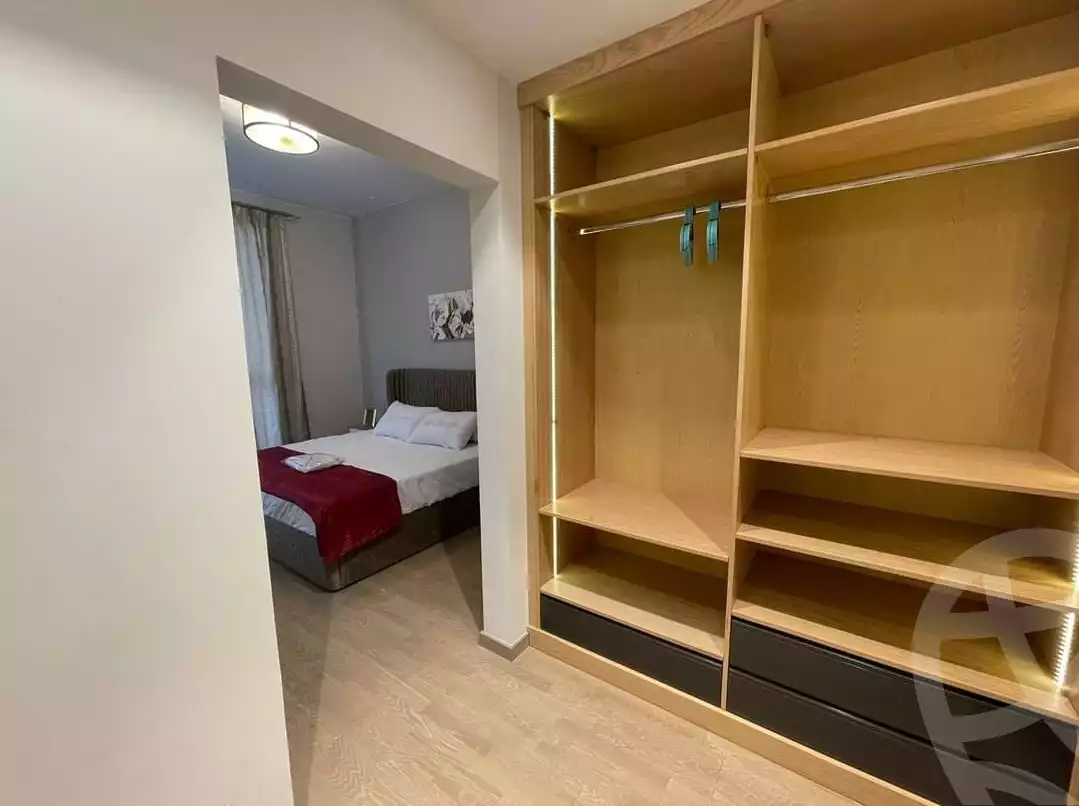 https://aqarmap.com.eg/en/listing/4179566-for-rent-cairo-6th-of-october-compound-aeon