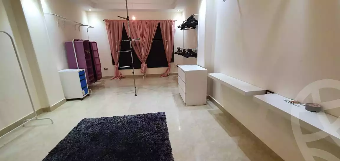 https://aqarmap.com.eg/en/listing/4722537-for-rent-cairo-el-sheikh-zayed-city-compounds-dr