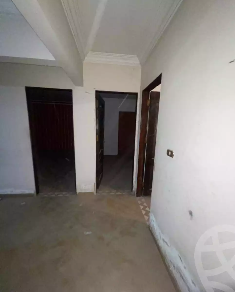 https://aqarmap.com.eg/ar/listing/4183382-for-sale-cairo-shoubra-ali-farahat-st