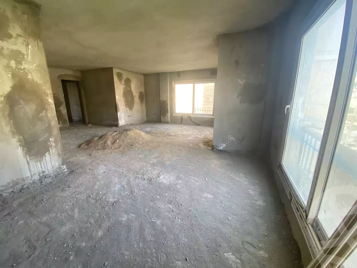 https://aqarmap.com.eg/en/listing/4183742-for-sale-cairo-new-cairo-compounds-stwn-ryzydns-by-ar-y-llttwyr