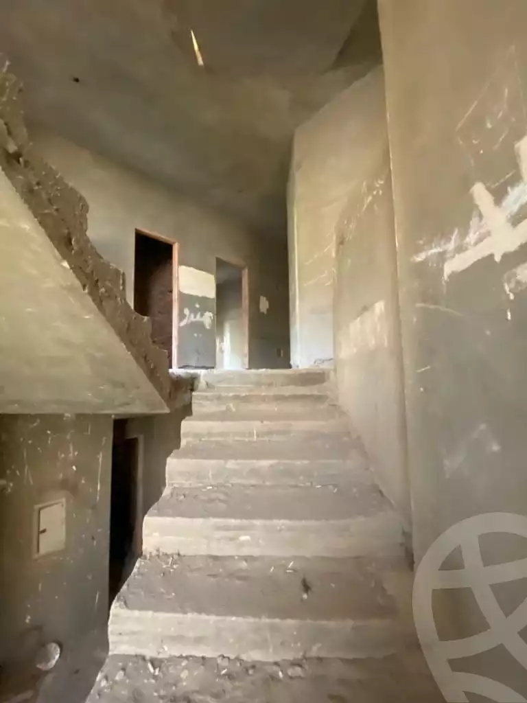 https://aqarmap.com.eg/en/listing/4183958-for-sale-cairo-new-cairo-compounds-zizinia-city