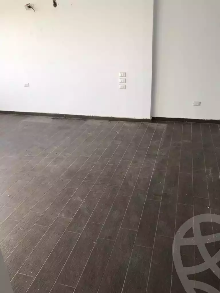 https://aqarmap.com.eg/en/listing/4185618-for-rent-cairo-new-cairo-compounds-the-square