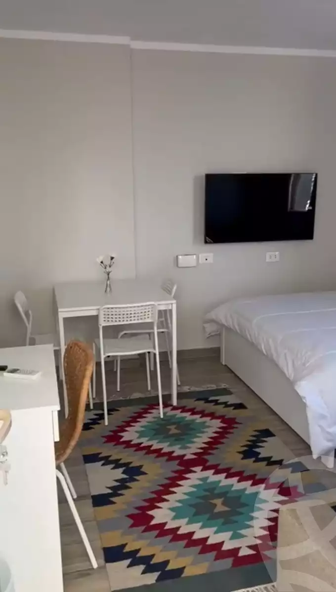 https://aqarmap.com.eg/en/listing/4185682-for-rent-cairo-6th-of-october-compound-aeon