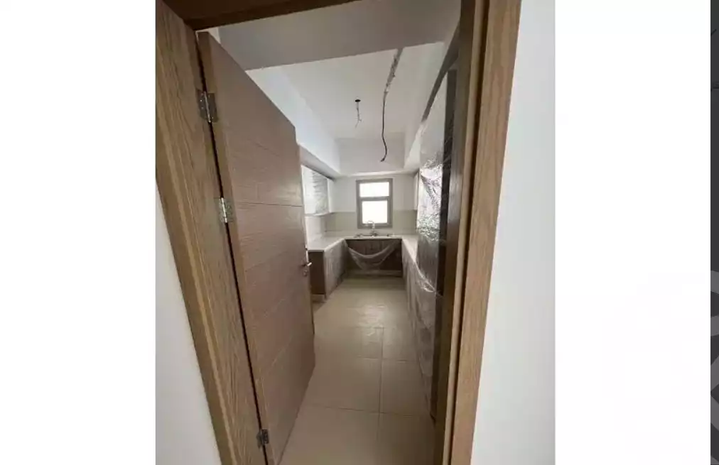 https://aqarmap.com.eg/en/listing/4188097-for-sale-cairo-mokattam-compounds-uptown-cairo