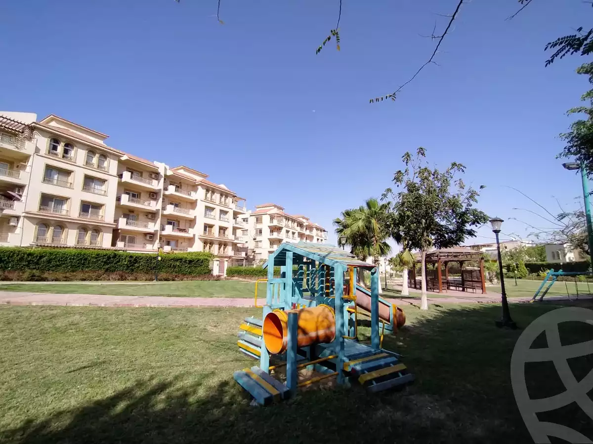 https://aqarmap.com.eg/en/listing/4188859-for-sale-cairo-el-sheikh-zayed-city-compounds-greens
